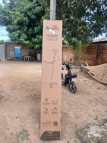Roçadeira toyama 52cc 2.0 valor 700 reais *