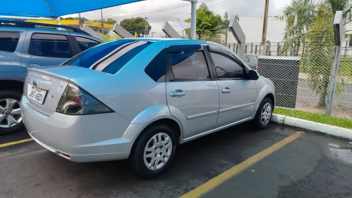 Ford Fiesta Sed. 1.6 8V Flex 4P 2011