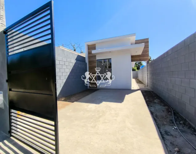 Casa com 2 quartos e vista para o mar à venda, 139 m² - Golfinho, Caraguatatuba