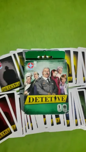 Jogo detetive cardgame estrela 