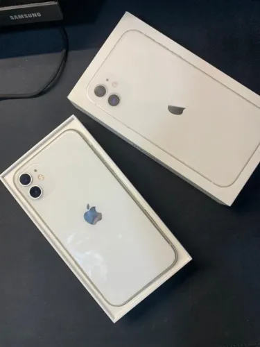 iPhone 11 64gb nada trocado aceito ofertas avista
