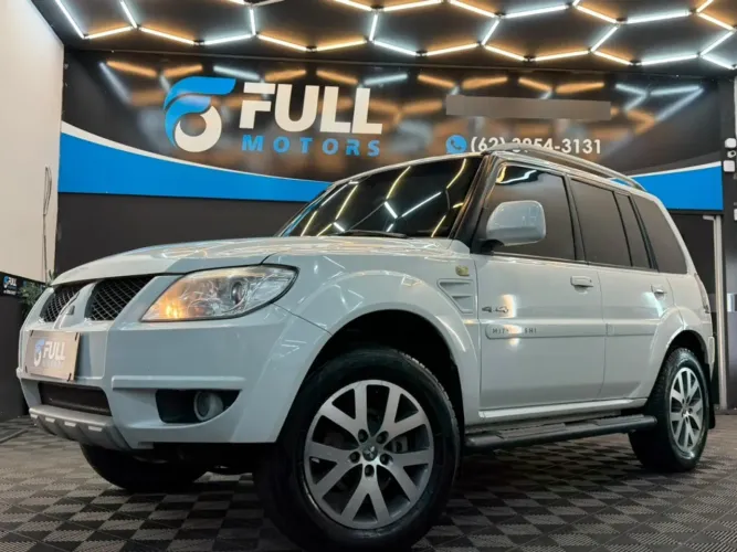 Mitsubishi Pajero TR4 2.0/ 2.0 Flex 16V 4X4 Aut. 2015
