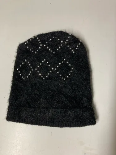 Touca de Frio Preta com Detalhe de Brilho Prata (Nova)