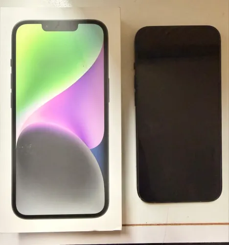 iPhone 14 256GB - preto 