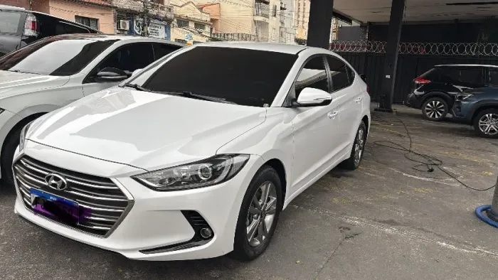 Hyundai Elantra 2.0 16V Flex Aut. 2018