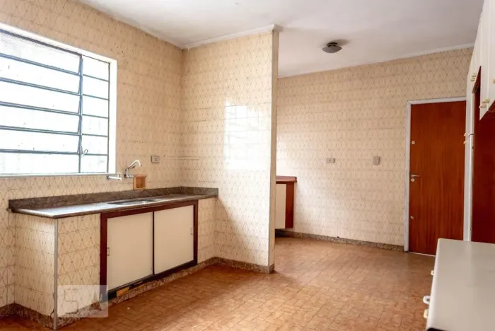 Casa à Venda - Belém, 3 Quartos, 240 m2
