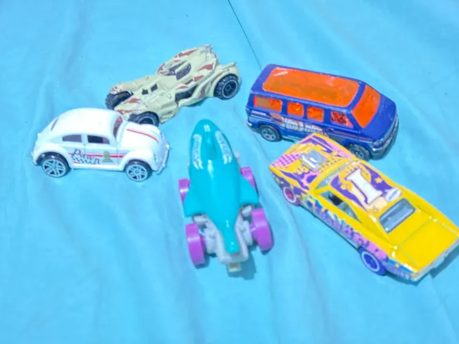 Carrinhos hot wheels