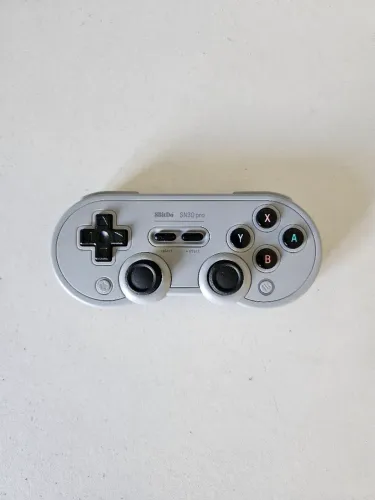 8Bitdo SN30 Pro