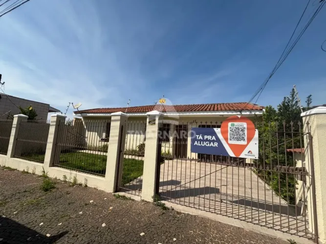 Casa de 3 Quartos na Nova Rússia!
