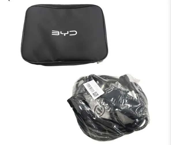 Carregador portátil veicular marca BYD - NOVO - NUNCA USADO.