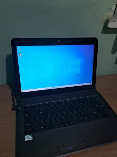 Notebook Sim+ Funcionando Para Retirada de Peças