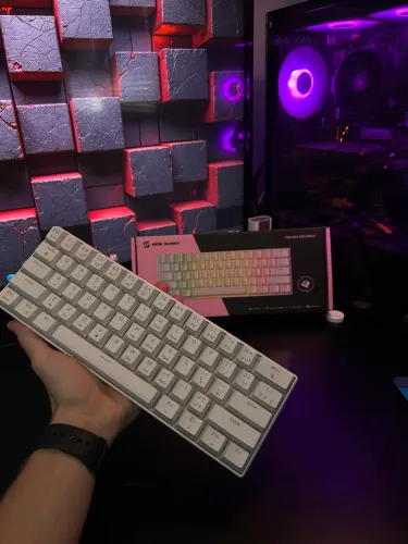 Teclado mecânico Gamer 60%