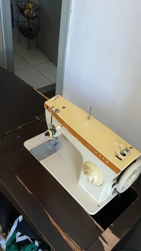 Máquina de costura singer - REVISADA