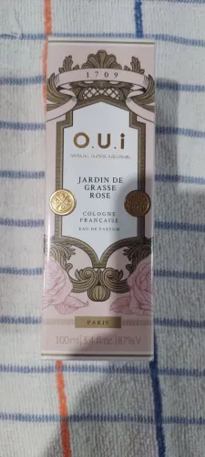 Este é um O.U.i Jardin de Grasse Rose Eau de Parfum de 100ml.