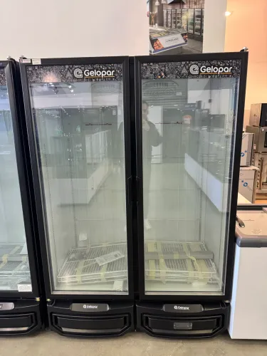 Freezer 2 portas congelados 950 litros Gelopar Nova 
