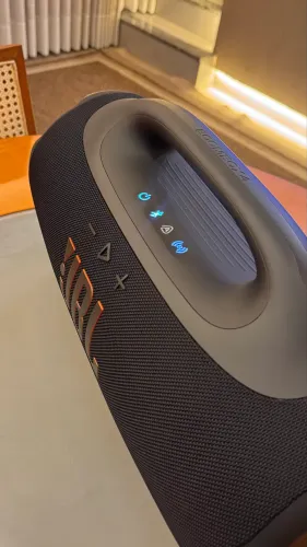 Bombox 4