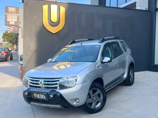 Renault Duster Dynamique 2.0 Hi-flex 16V Aut. 2013