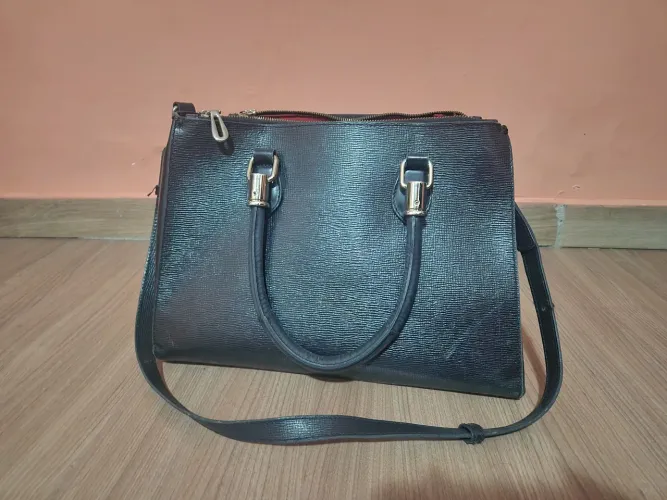 Bolsa Schutz