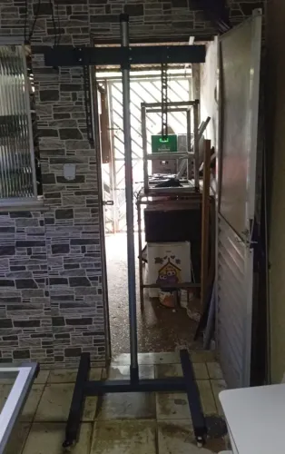 SUPORTE PARA TV MODELO PEDESTAL REGULÁVEL DE 14 A 60 POLEGADAS 