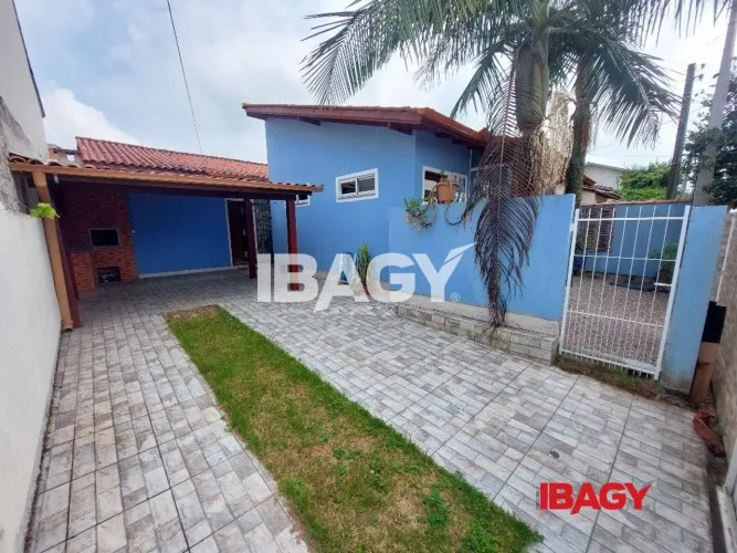 Excelente Casa 2 dormitório(s) em Madri - Palhoça