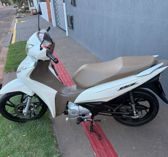 HONDA BIZ 125 EX 2024