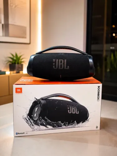 Boombox 3
