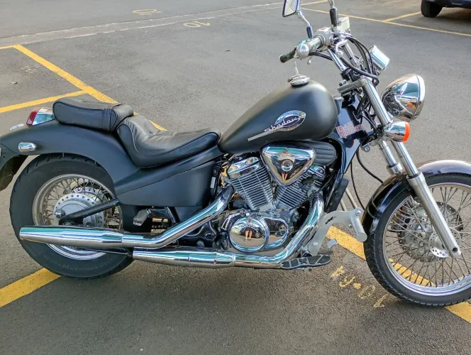 Honda shadow 600 