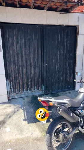 Vendo uma casa