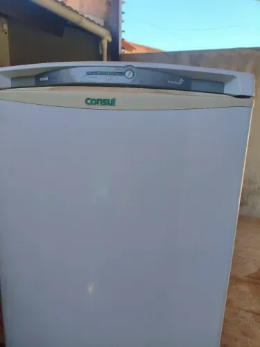 Vendo geladeira Frost Free Consul