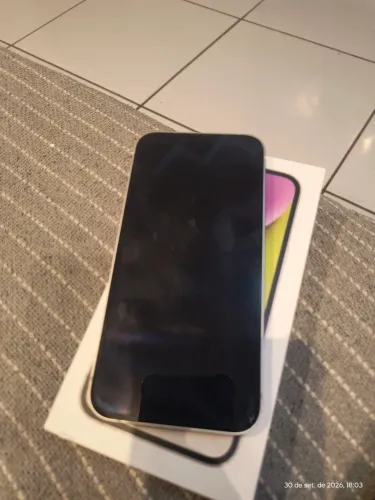iPhone 14 branco sem marcas de uso celular de mulher Lindo e impecável