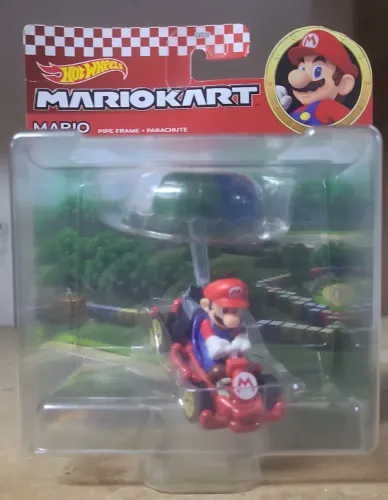 Carrinho hotwheels edição mario kart Personagem Mário