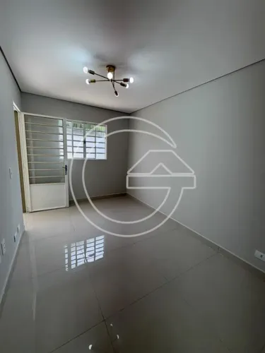 VENDE-SE Residência NO ALCIDES MATTIUZI - MARÍLIA/SP