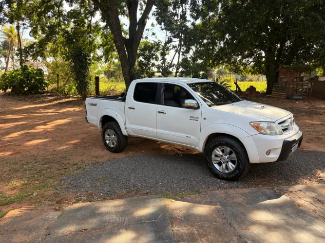 Toyota Hilux CD SRV D4-d 4X4 3.0 TDI Dies 2008