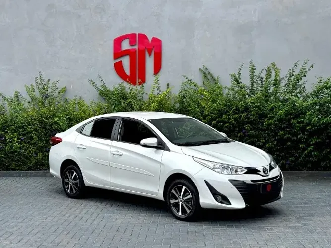 Toyota Yaris XS Connect Sedan 1.5 Flex 16V AUT 2021
