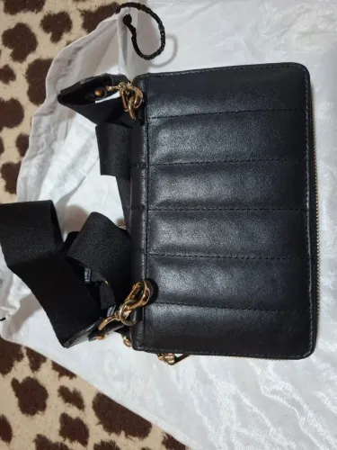 Bolsa Preta. Jorge Bischoff . Feminina