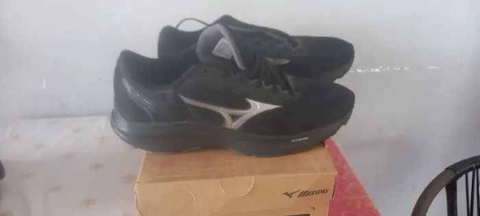 Tenis masculino original número 43