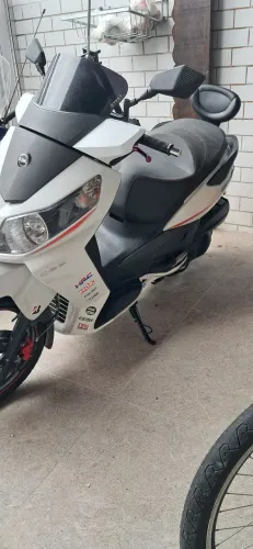 Citycom 300 S 2022 - perfeito estado, pequena monta - 29mil km Revisada!!