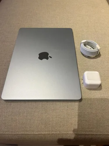 MacBook Air M5 (13 polegadas)