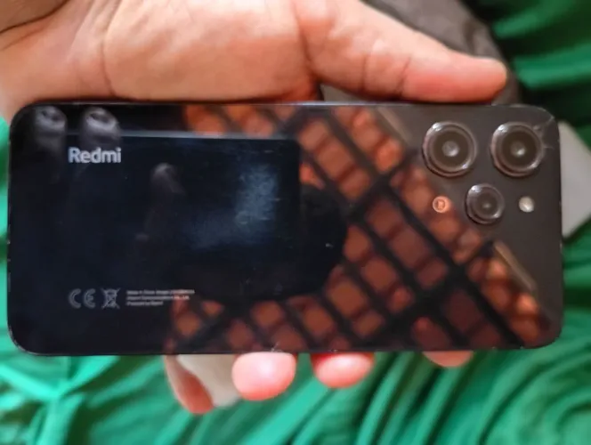 Celular xaumi redimi 12