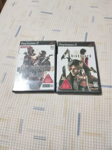 GAMES DE PS2 - MGS3 E RE4 Japoneses