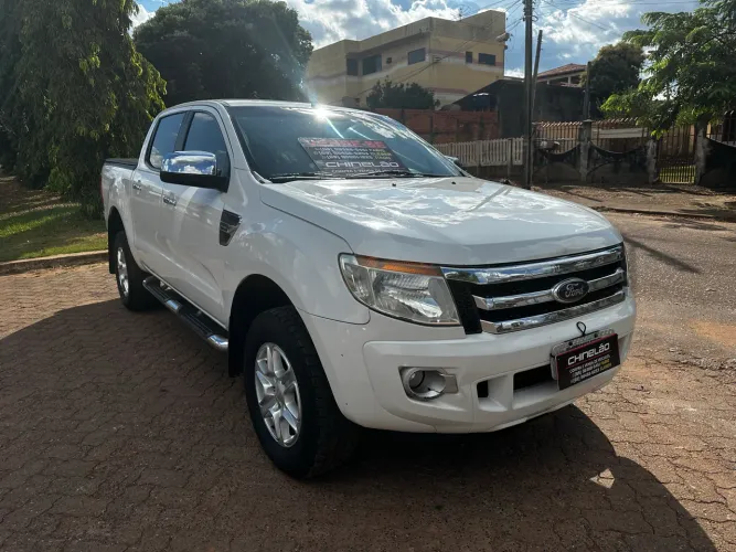 Ford Ranger XLT 2.5 16V 4X2 CD Flex 2014