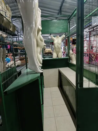 2 bancos na feira da Fundac (Sulanca - Caruaru - Pe)