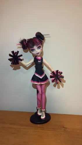 Draculaura Fearleading g1 Monster High