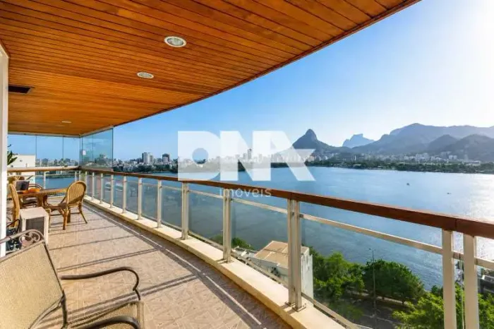 Apartamento : Padrão / Residencial / Lagoa