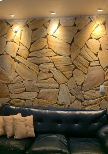 Aluguel de quarto mobiliado feminino em casa compartilhada no centro de Garanhuns.