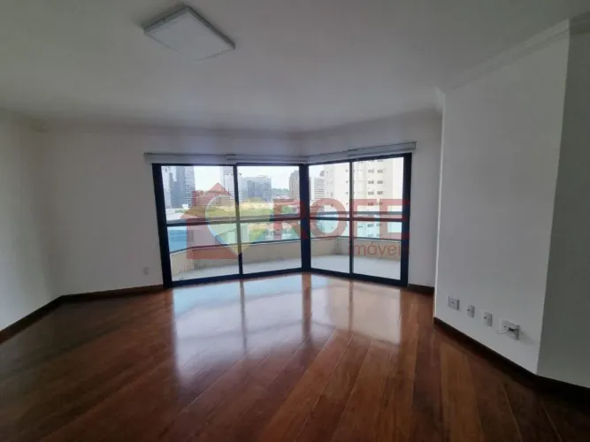 Apartamento à Venda ou Locação no Brooklin com 126m² - 4 quartos, 1 suíte, 2 vagas