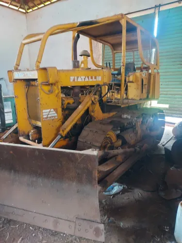 Trator de esteira , Fiatallis 7d ,1989 , tirado zero 