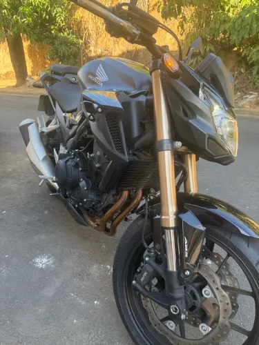 Honda CB 500F 2024 - R$ 38.000