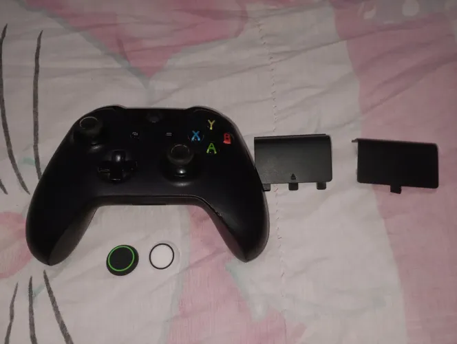 Controle de Xbox one os dois analógicos estão com drift