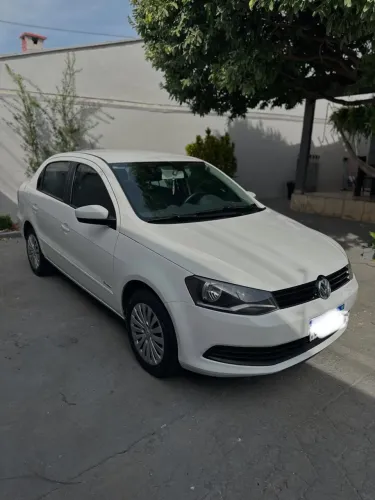 Volkswagen Voyage I Motion Trend 1.6 MI T. Flex 8V 2014